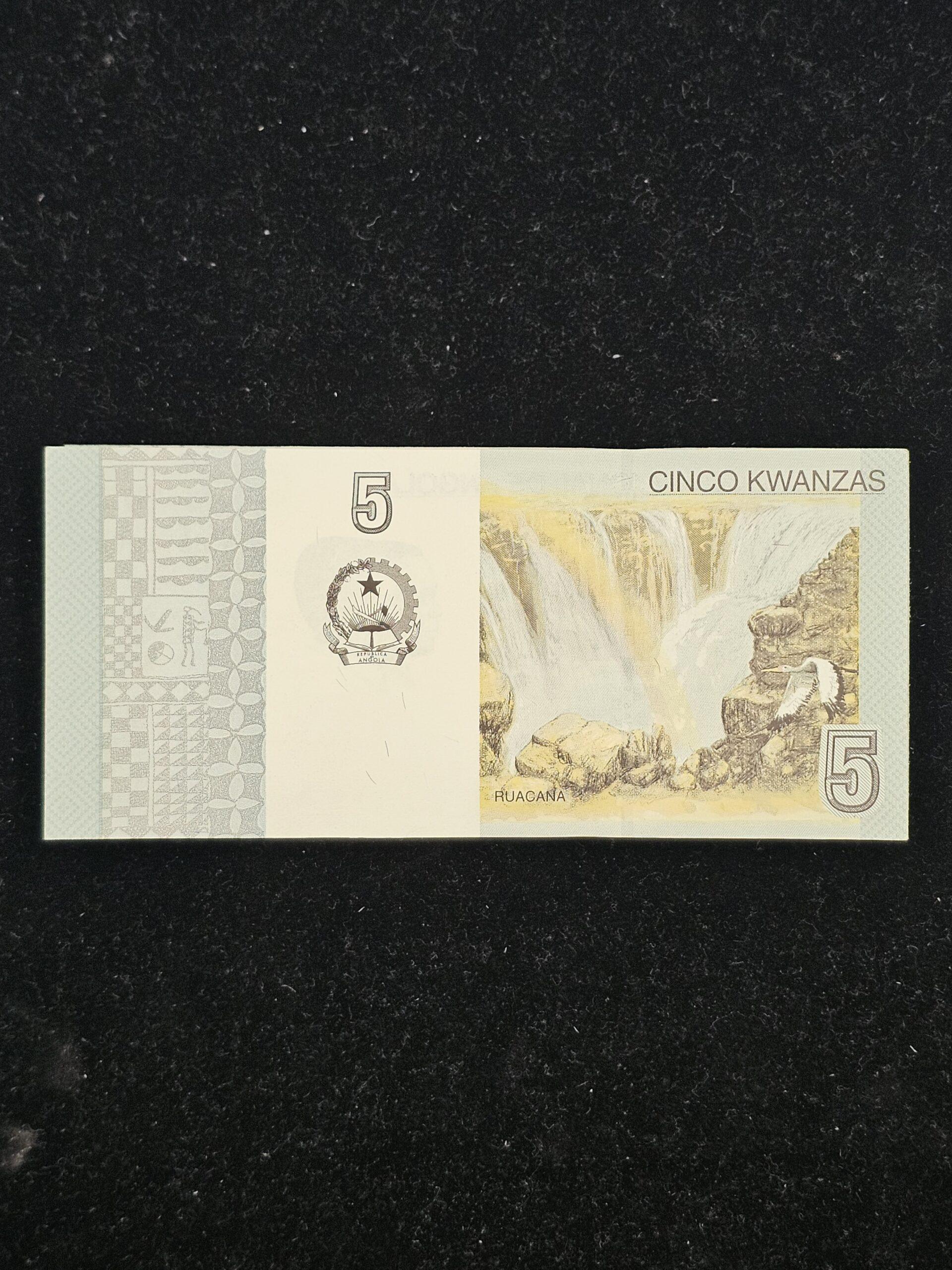 Angola 5 kwanzas Gem UNC 100 banknote serial bundle