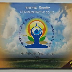 2015 - International Day of Yoga 21 June Rs.100, Rs.10 (Proof Set)