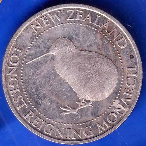 NEW ZEALAND LONGEST REIGNING MONARCH 1952-2015 LONG TO REIGN OVERUS ANH2171