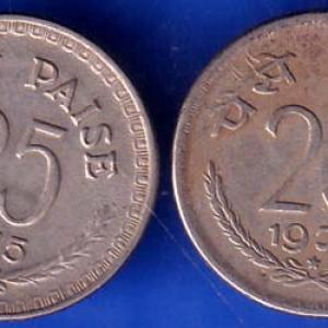 Set Of 2 Coins Republic India 1975 Hyderabad Mint and Bombay Mint 25 Paise ANH623