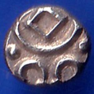 TRAVANCORE STATE RAJARAM VERMA IV SILVER CHUKRAM COIN ANH729