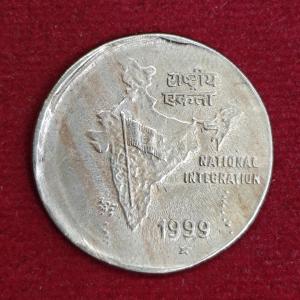 2 Rupees 1999 Off Center Error Coin (Hyderabad Mint)