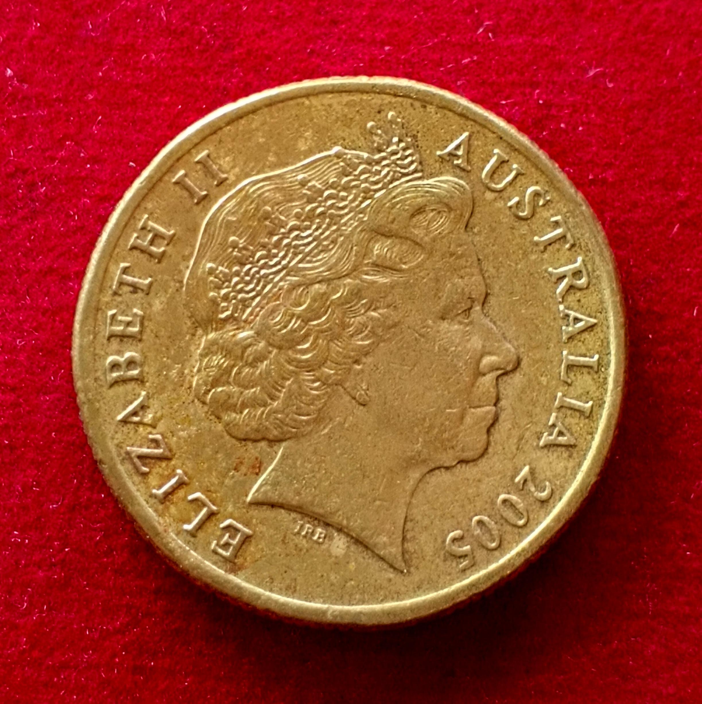 Australia 1 Dollar - Elizabeth II Peace - End World War II 2005 Commemorative issue Coin