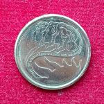 Canada 10 Cents - Elizabeth II Year of Volunteers 2001 Coin