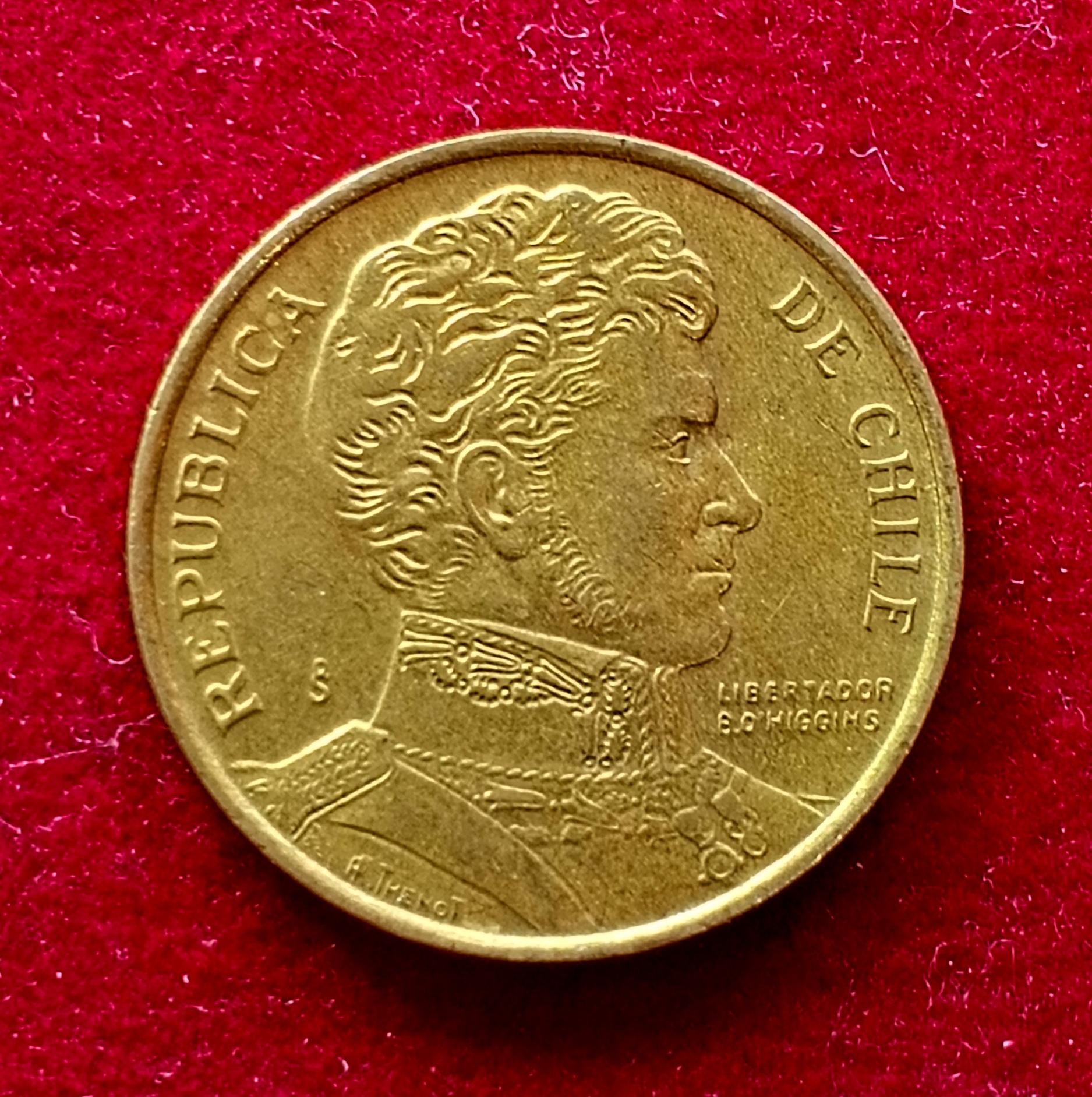 Chile 1 Peso 1981 Coin