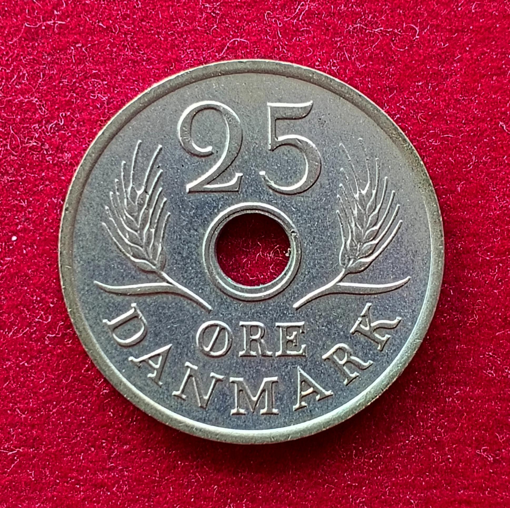 Denmark 25 Ore 1972 Coin