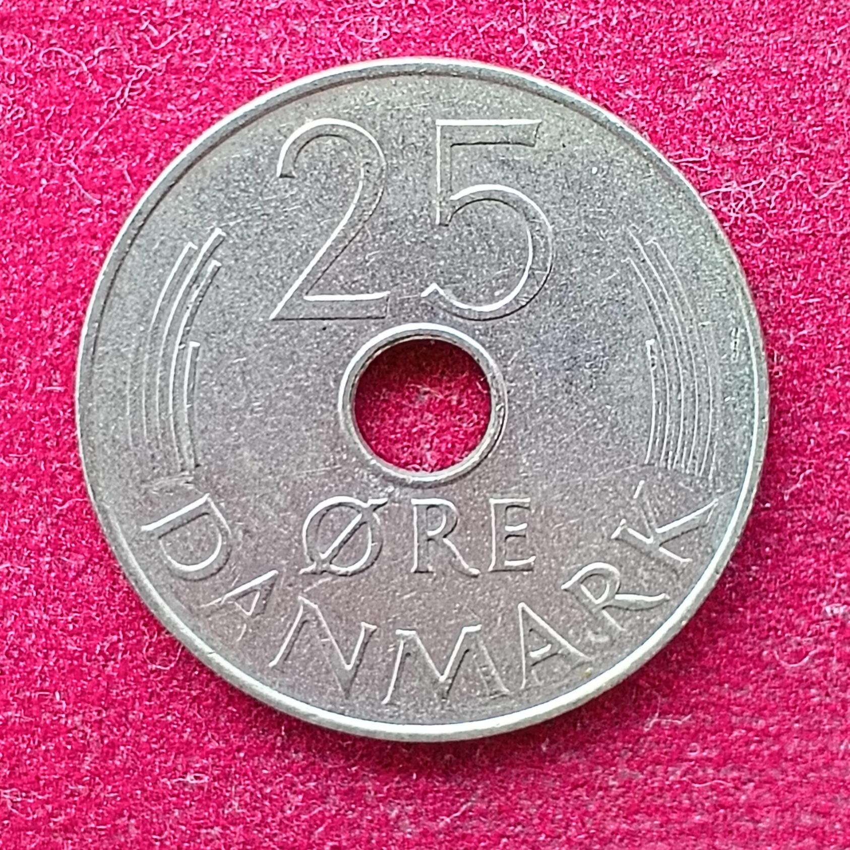 Denmark 25 Ore Margrethe II 1978  Coin