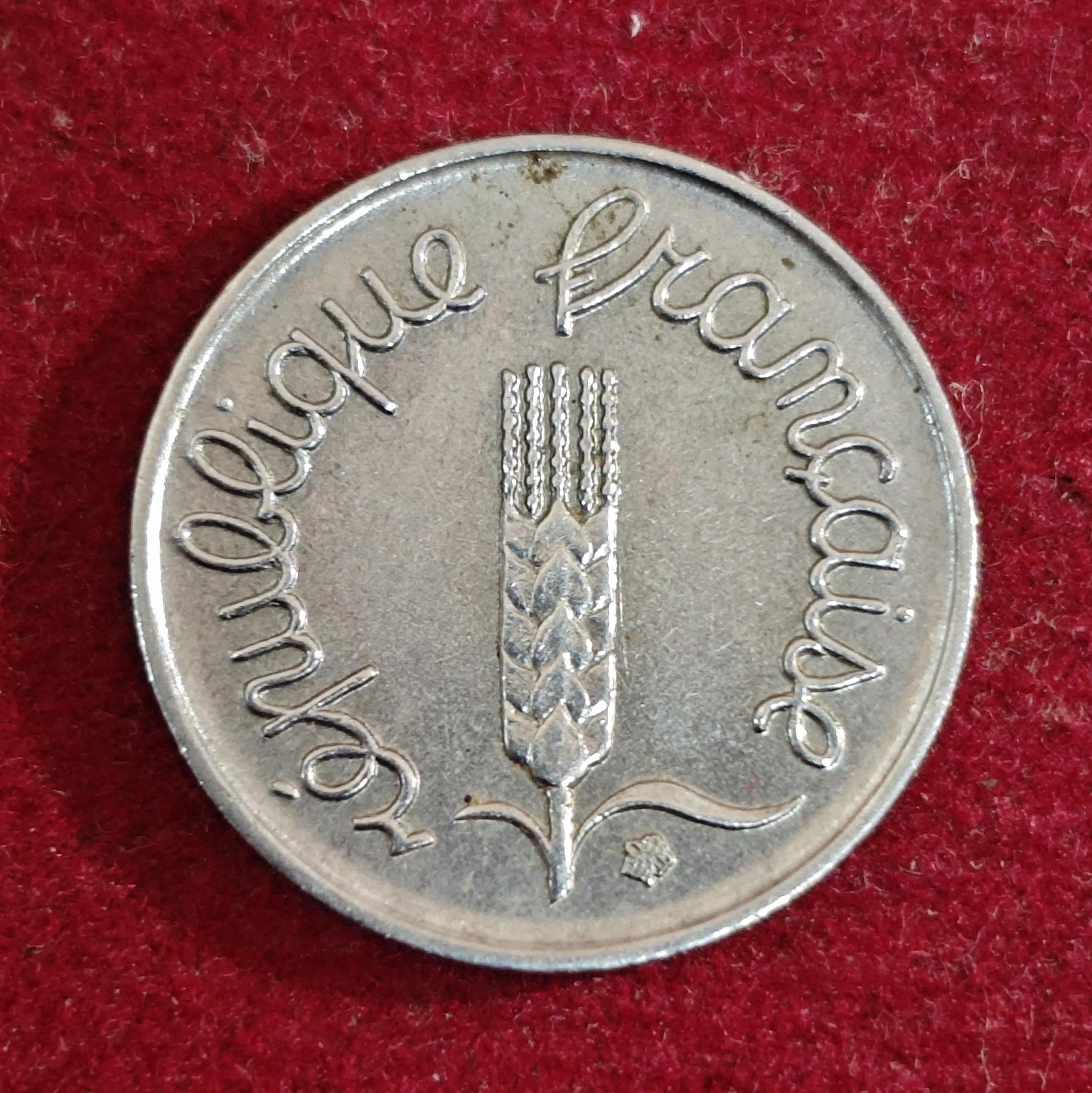 France 1 Centime 5th republic 1966 Coin