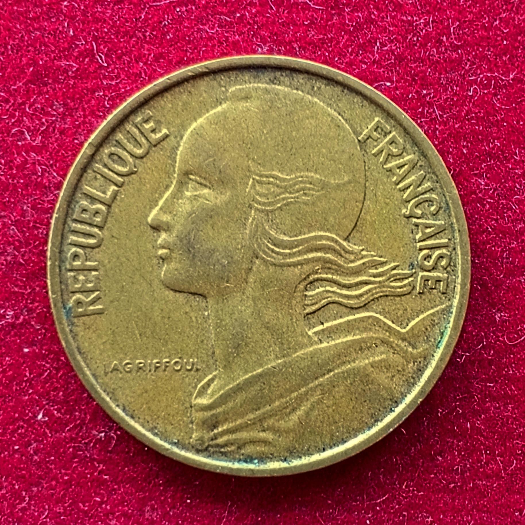 France 10 Centimes 1963 Coin