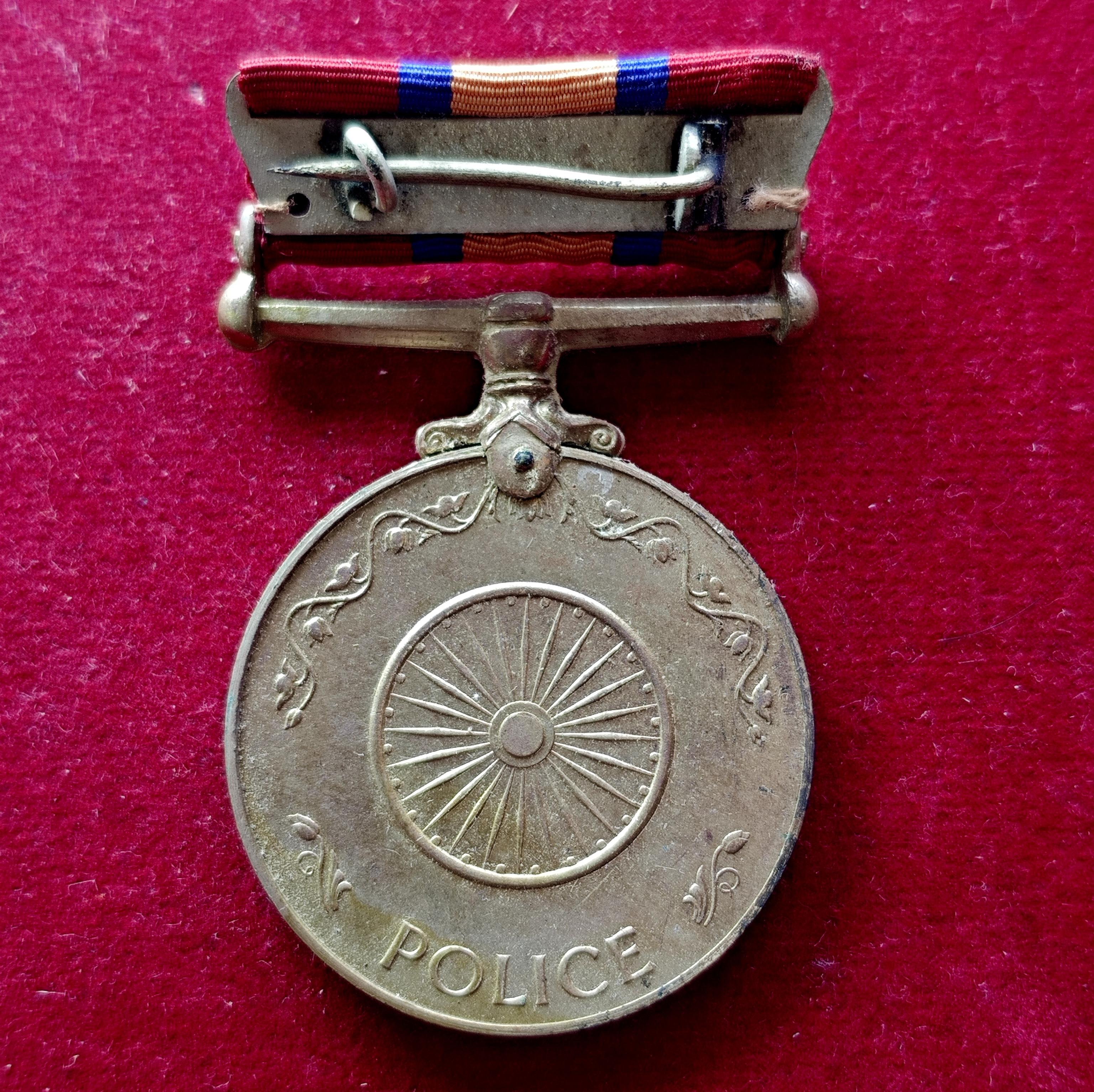 26th January 1950 Independence Day - Police Medal (with cover)