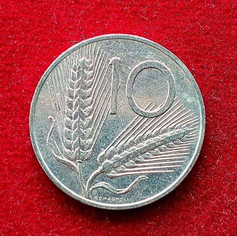 Italy 10 Lire 1981 Coin