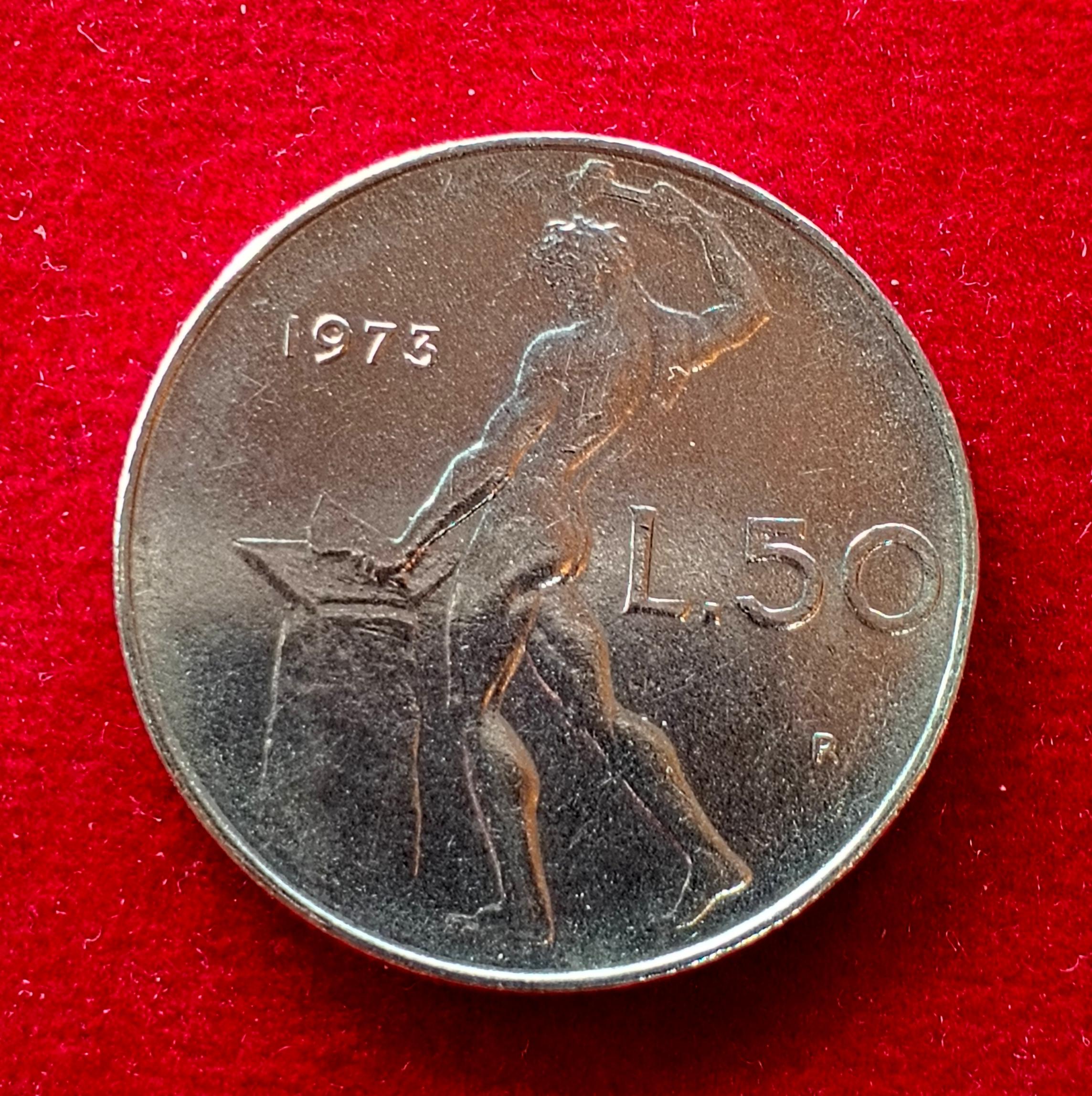 Italy 50 Lire 1973 Coin (Small Type)