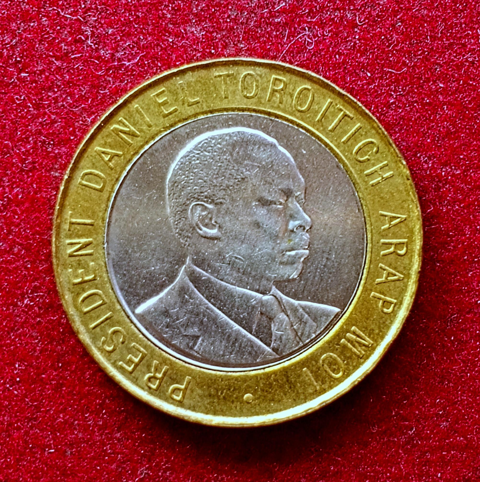 Kenya 10 Shillings 1997 Coin