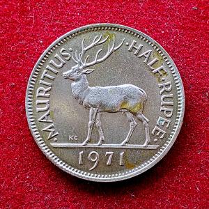Mauritius (1/2) Half Rupee Elizabeth I 1971 Coin
