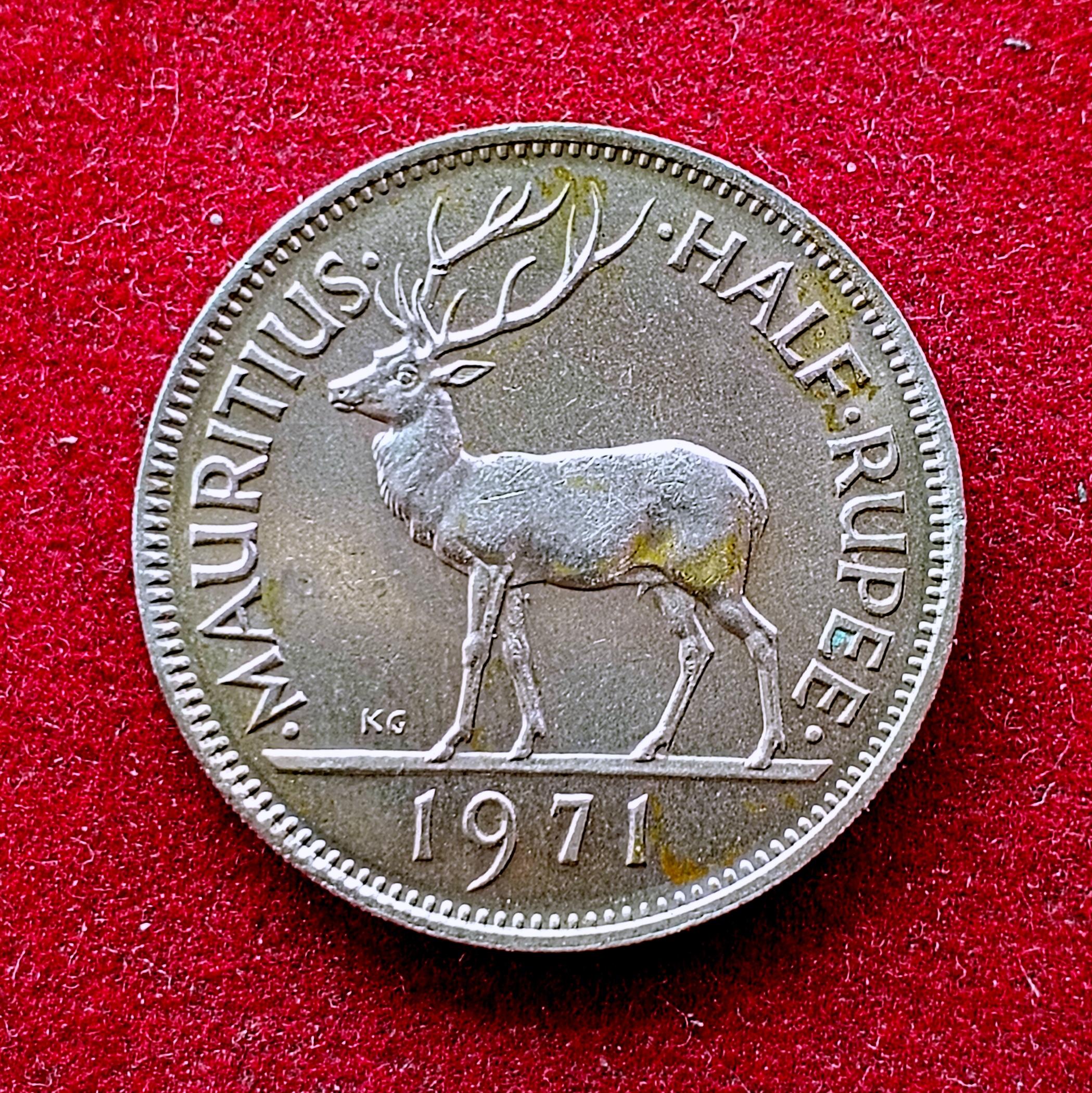 Mauritius (1/2) Half Rupee Elizabeth I 1971 Coin