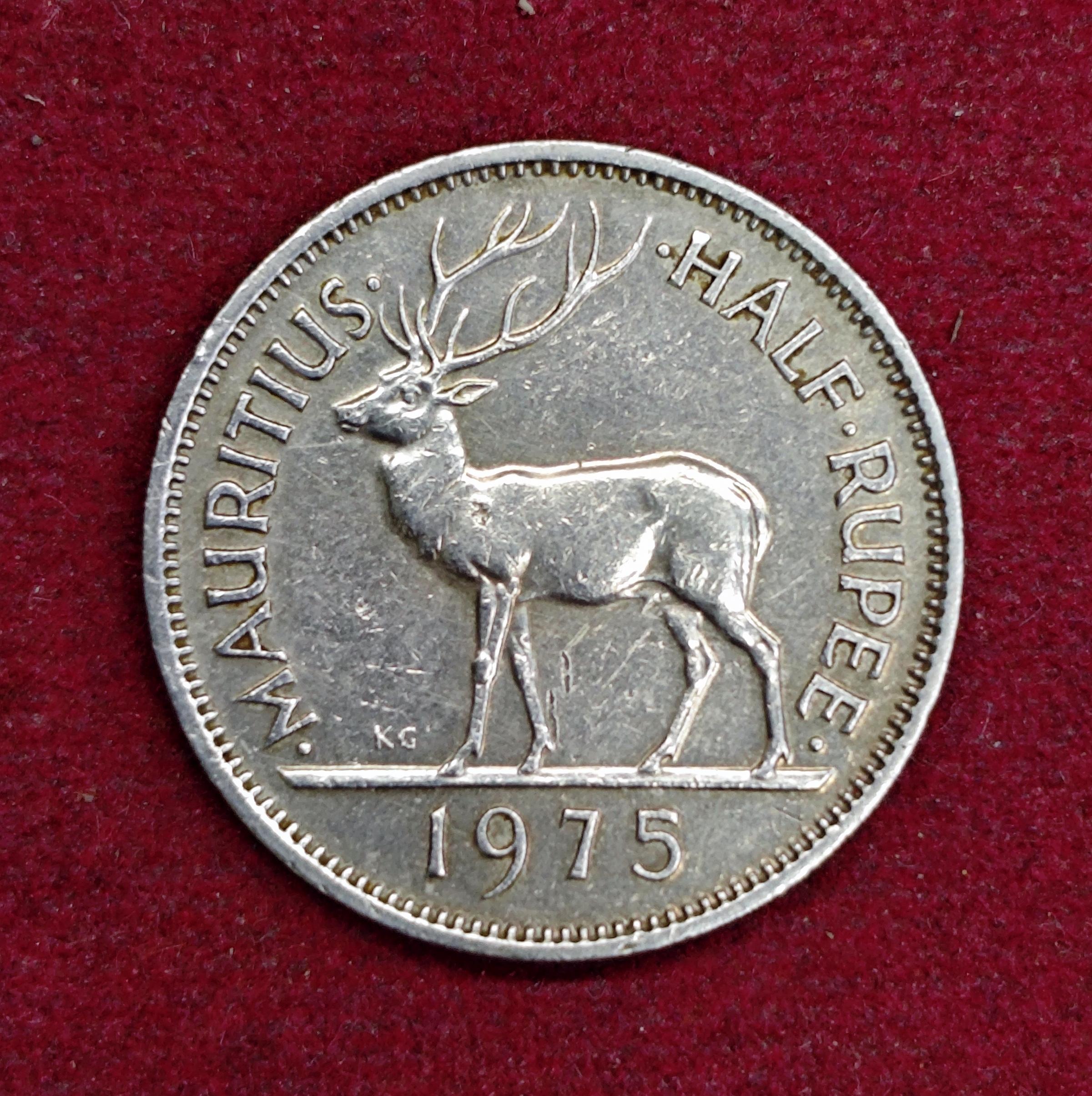Mauritius (1/2) Half Rupee Elizabeth II 1975 Coin