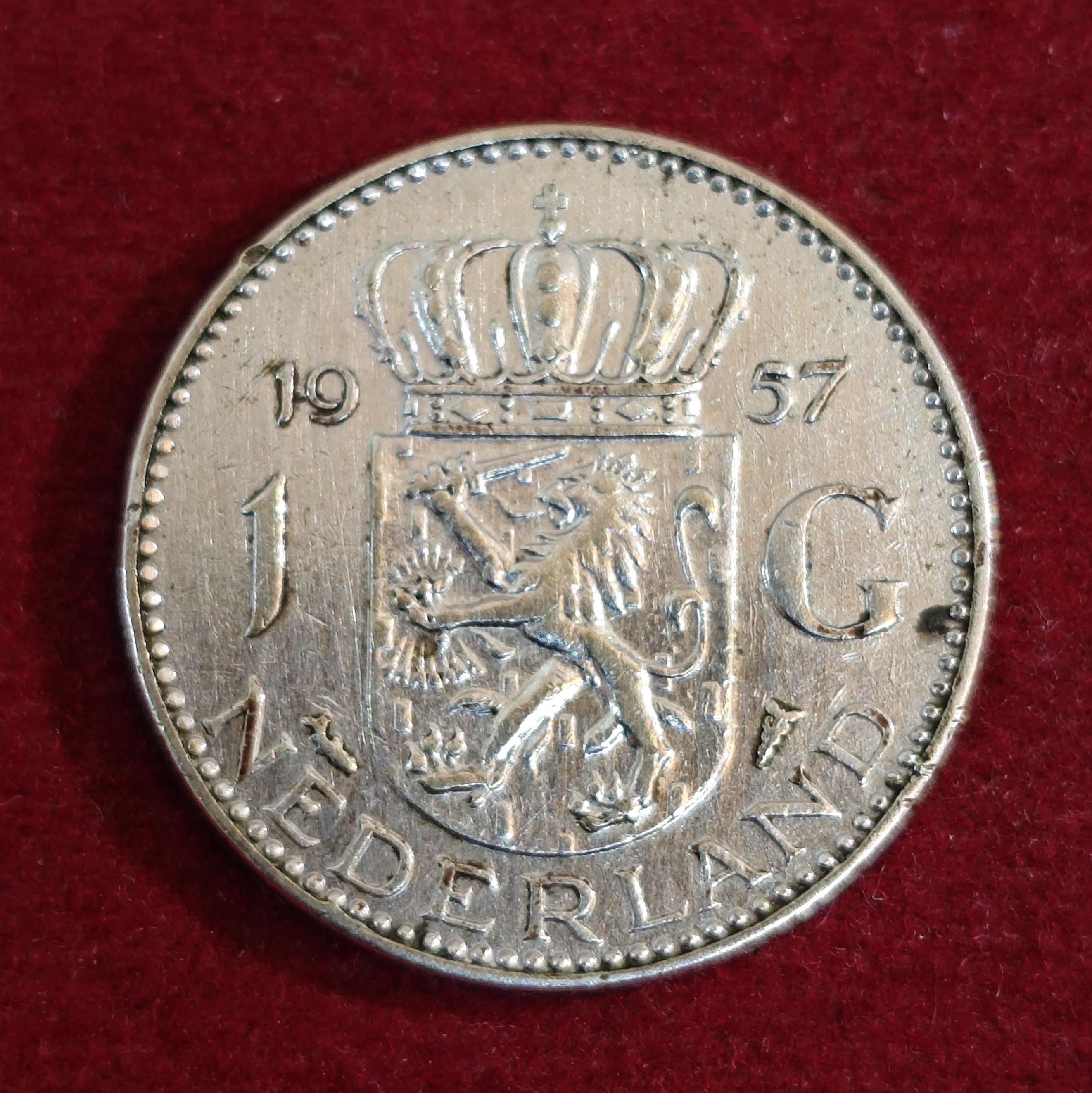 Netherlands 1 Gulden - Juliana 1957 Silver Coin