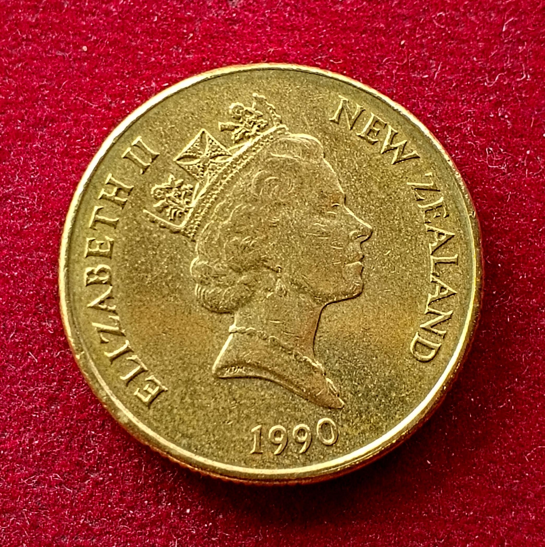 New Zealand 1 Dollar - Elizabeth II 1990 Coin