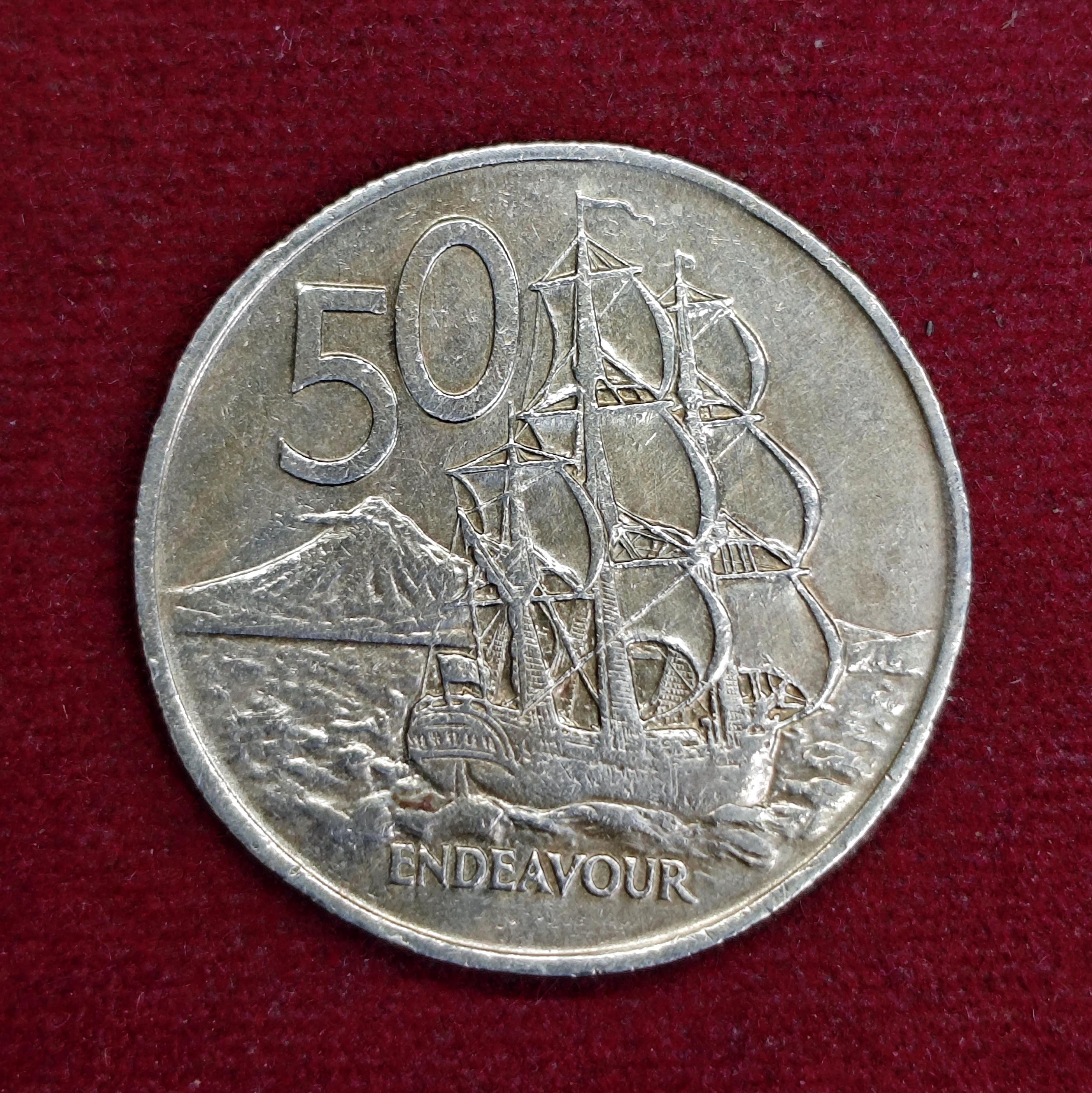 New Zealand 50 Cents - Elizabeth II 1975 Coin