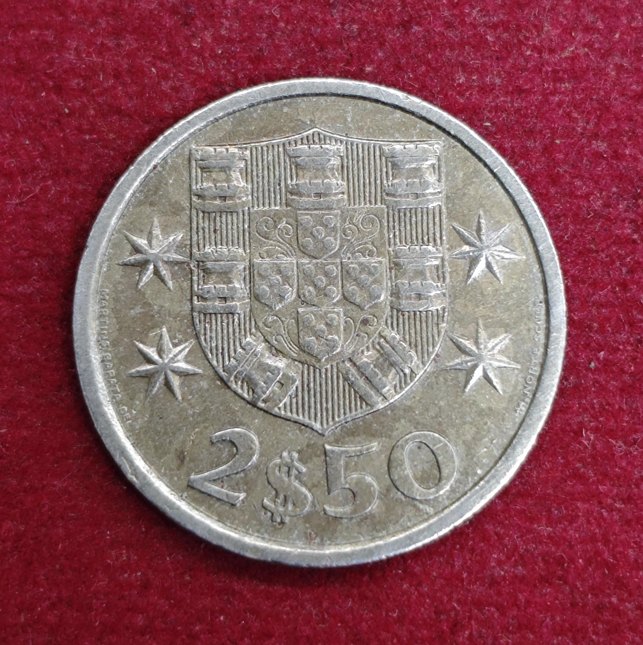 Portugal 2.50 Escudos 1983 Coin