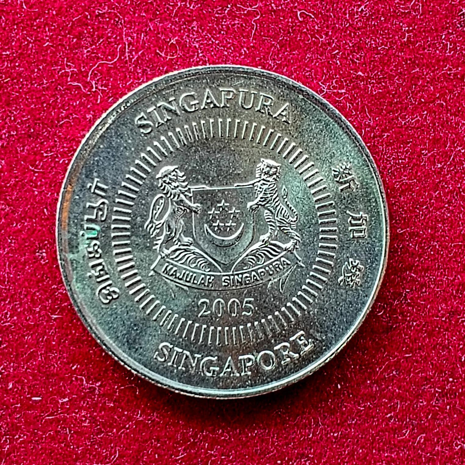 Singapore 10 Cents ribbon upwards 2005 Coin