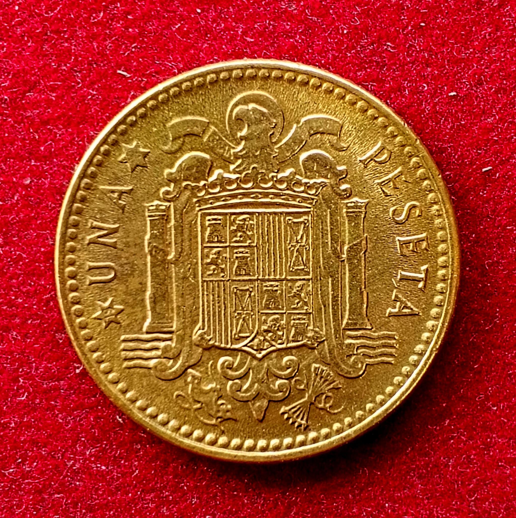 Spain 1 Peseta - Francisco Franco 1953 Coin