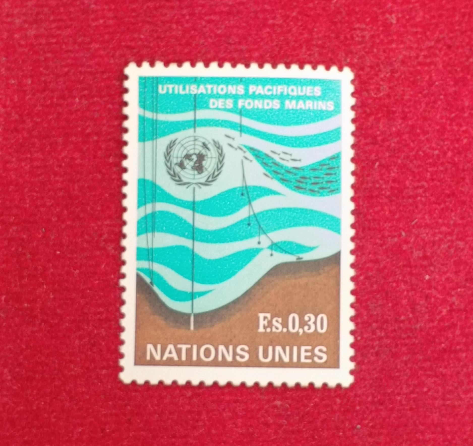 Stamp :- United Nations Geneva 0.30 F.S. – Peaceful Uses of Ocean Floor Stamp