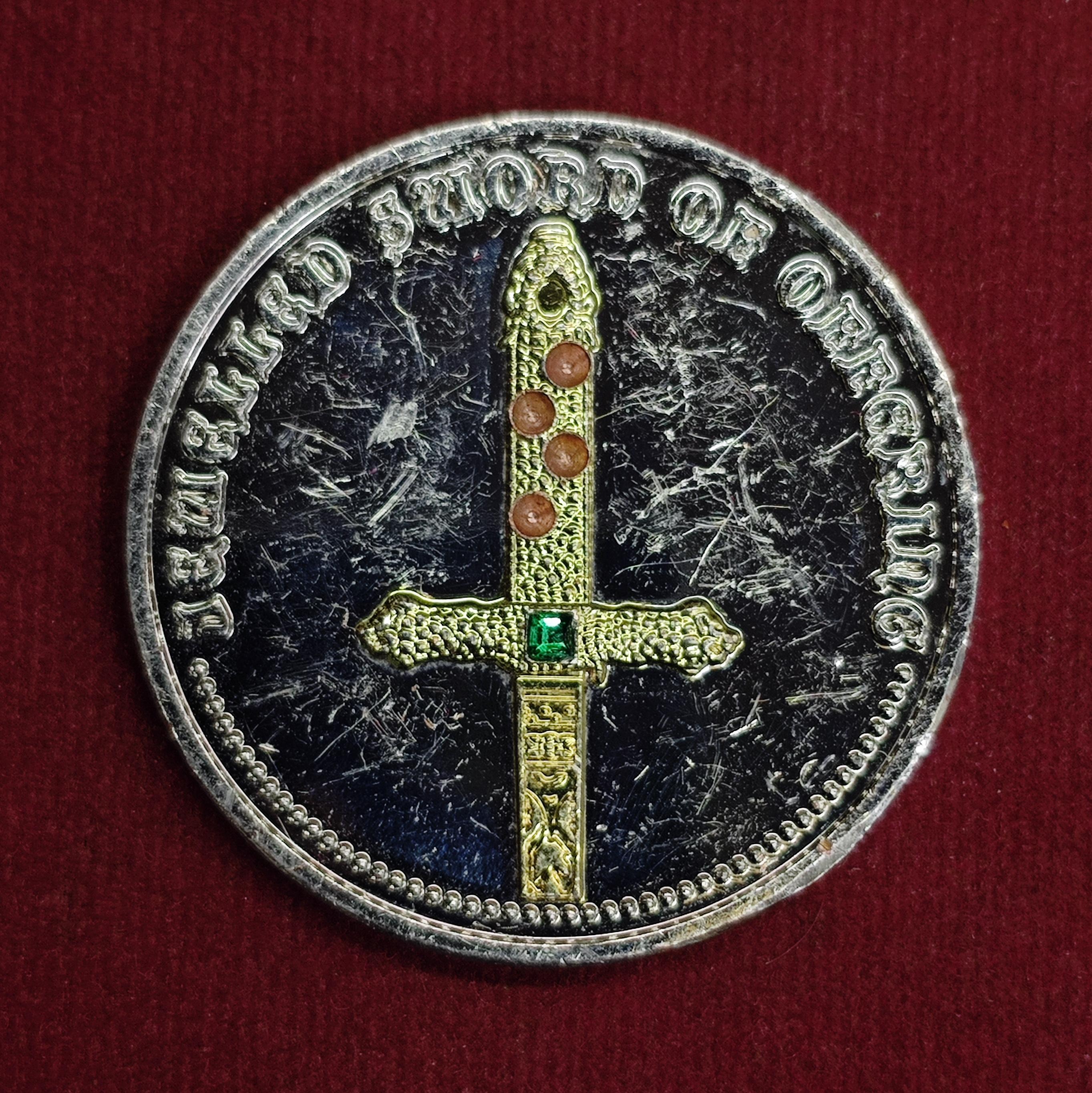 Sword of Offering Commemorative Medallion – British Royal Ceremonial Sword Collectible Coin (40mm)