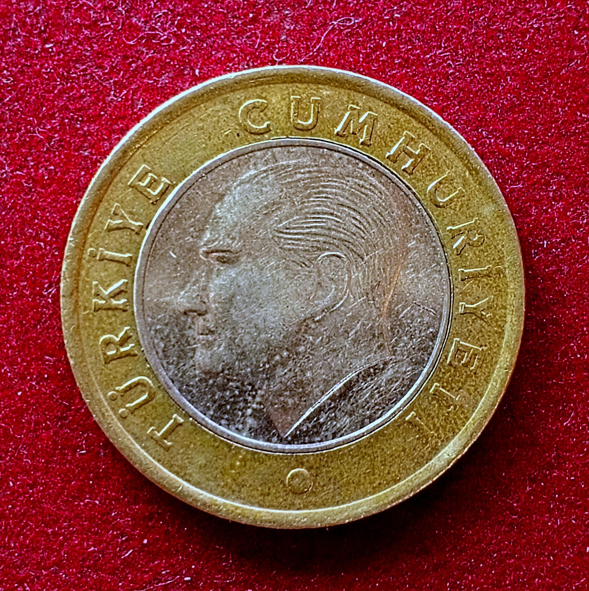 Turkey 1 Lira 2011 Coin