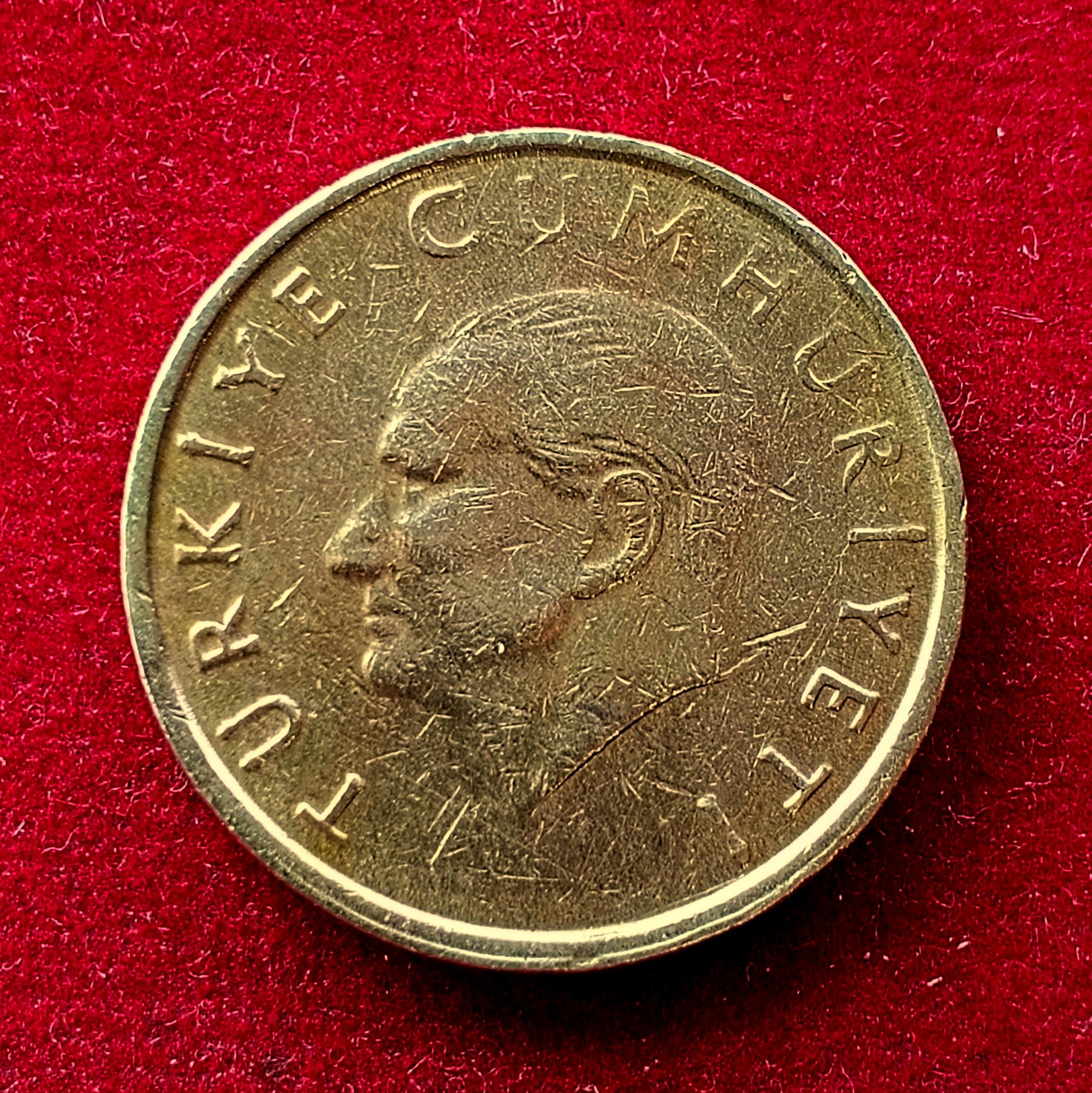 Turkey 10 000 Lira 1997 Coin