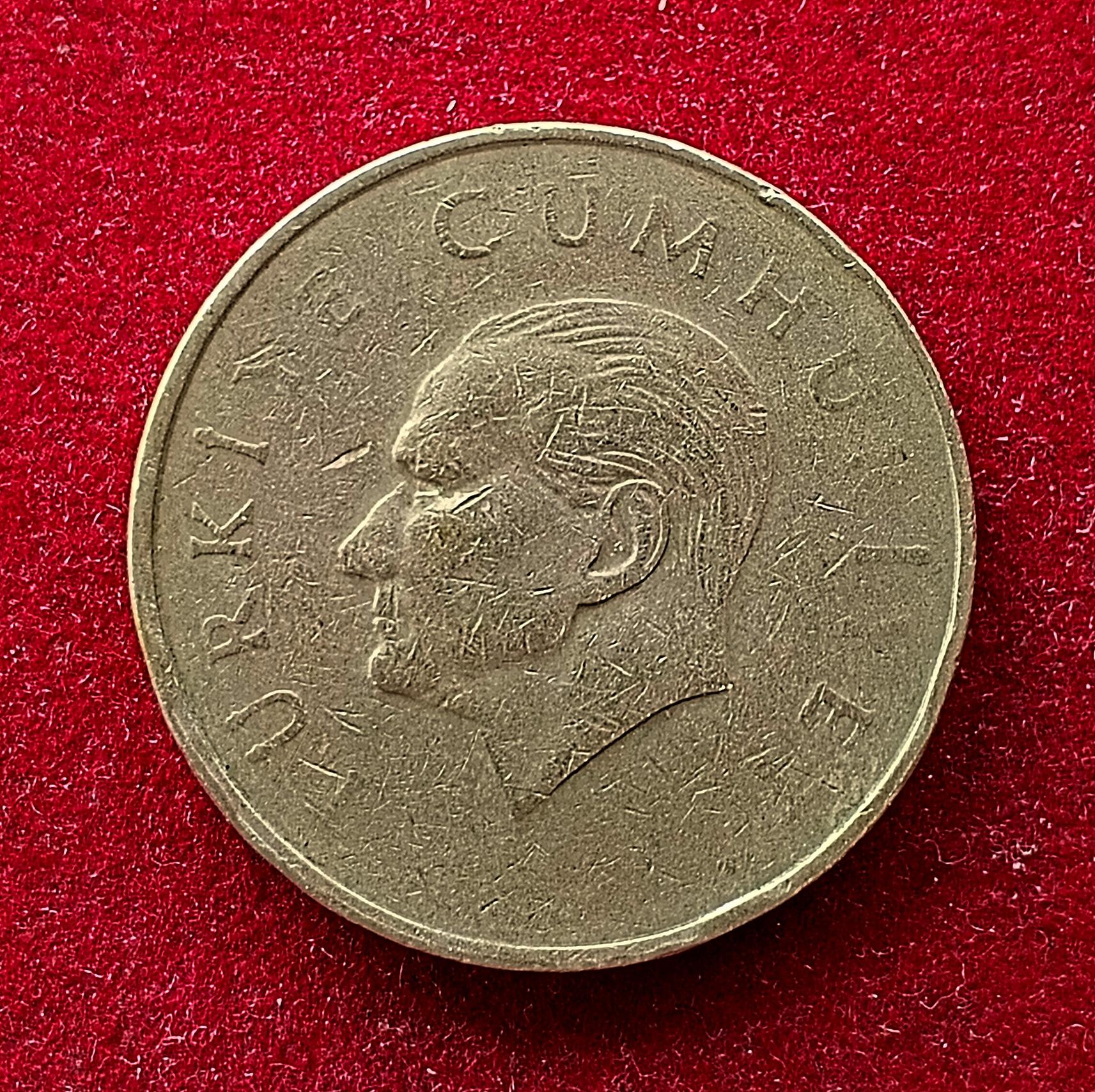 Turkey 25000 Lira 1996 Coin
