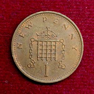 United Kingdom (UK) 1 New Penny Elizabeth II 1981  Coin