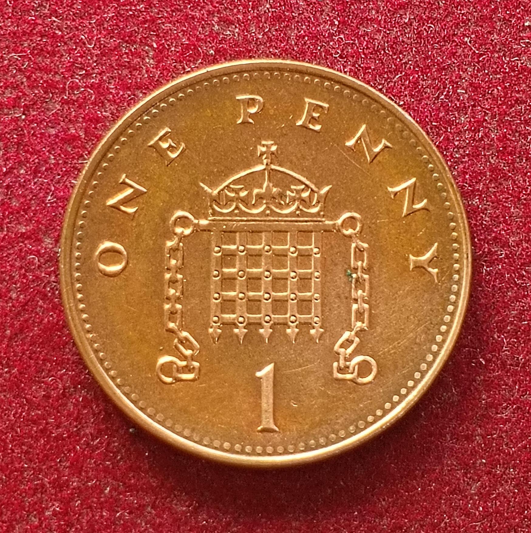 United Kingdom (UK) 1 New Penny Elizabeth II 1996 Coin