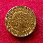 United Kingdom (UK) 1 Pound – Elizabeth II Northern Ireland Celtic Cross 1996 Commemorative Coin