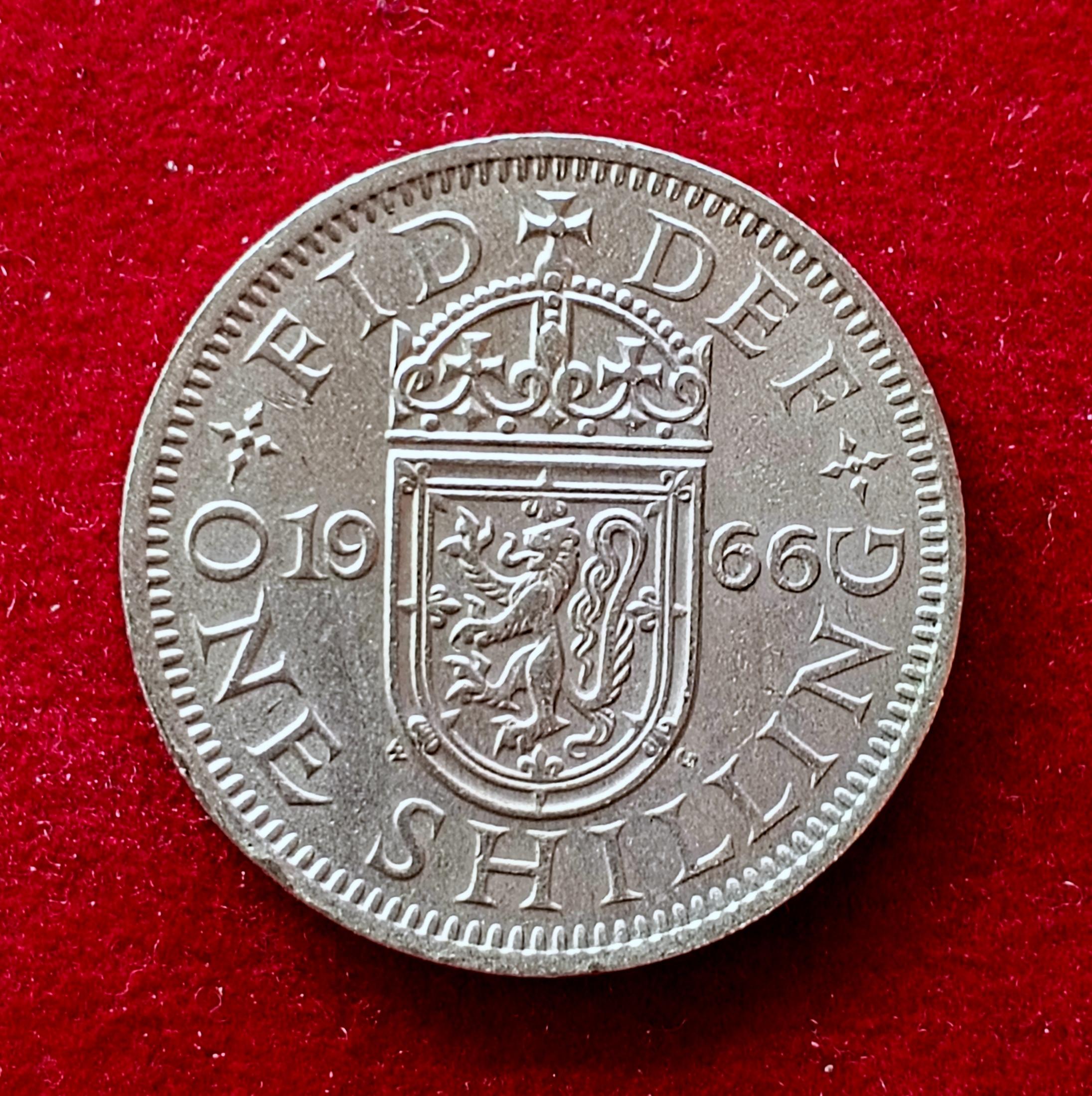United Kingdom (UK) 1 Shilling - Elizabeth II 1966 Coin