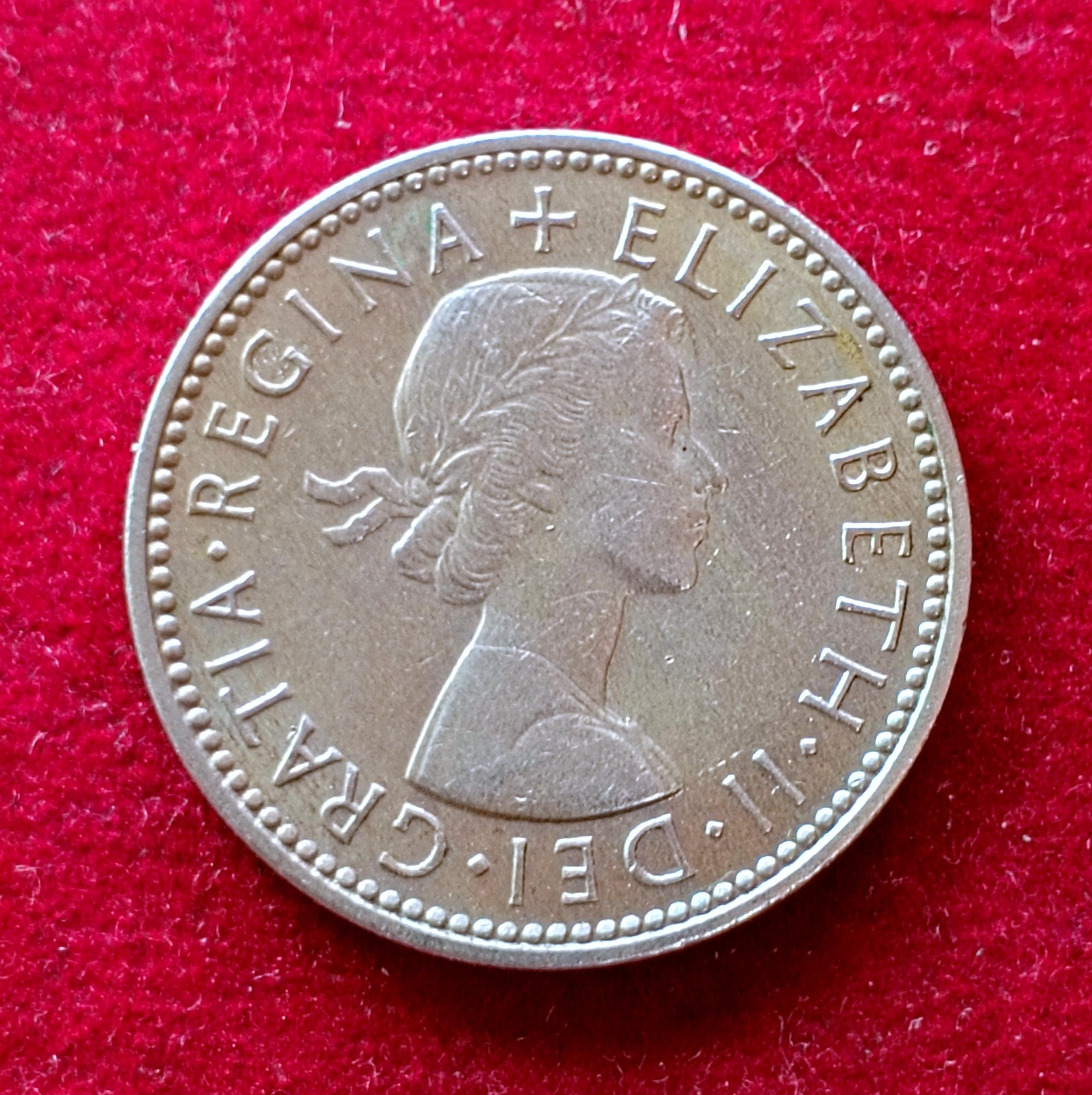 United Kingdom (UK) 1 Shilling - Elizabeth II 1966 Coin
