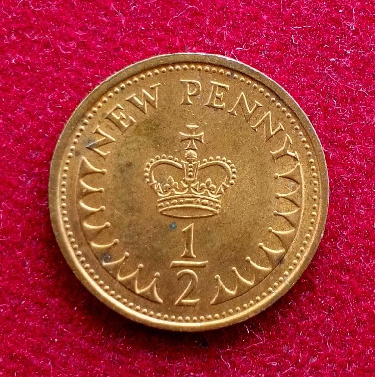 United Kingdom (UK) 1/2 New Penny Elizabeth II 1977 Coin