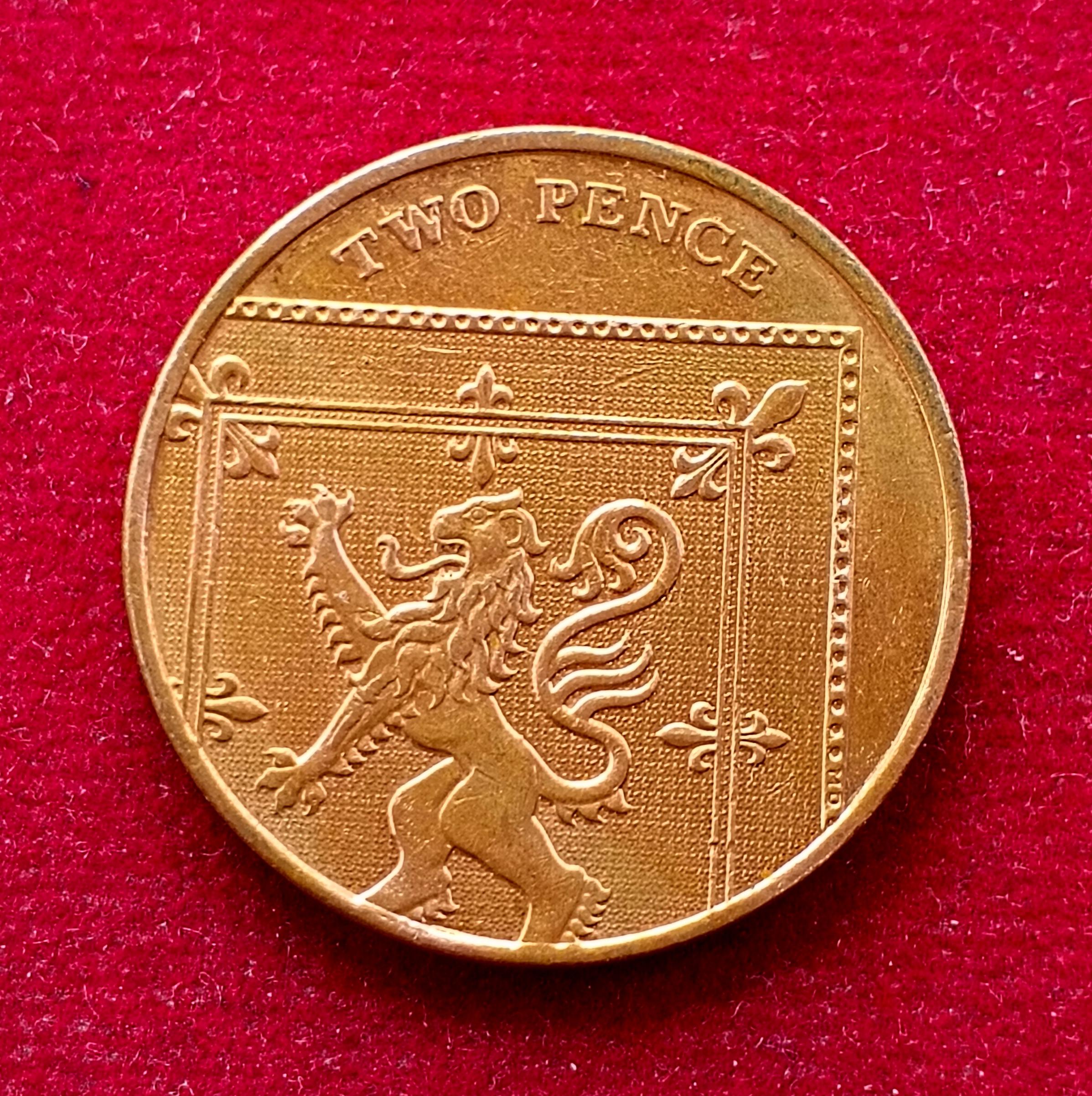 United Kingdom (UK) 2 Pence Elizabeth II 2012 Coin