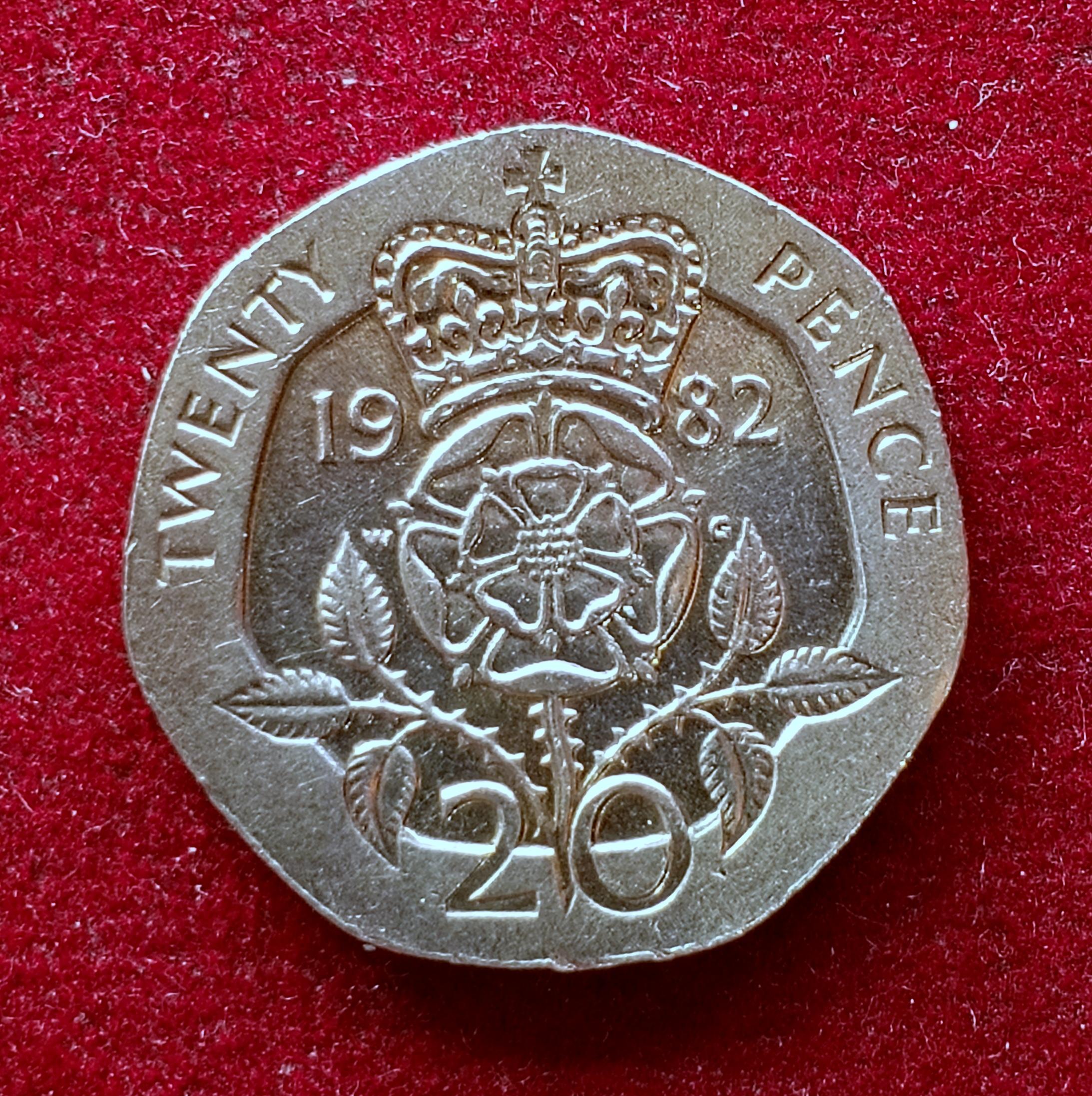 United Kingdom (UK) 20 Pence Elizabeth II 1982 Coin