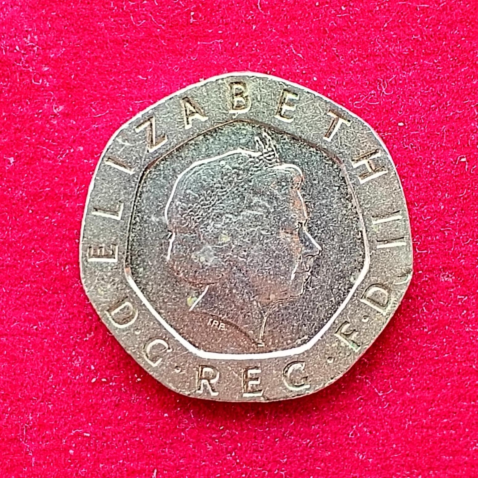 United Kingdom (UK) 20 Pence Elizabeth II 2005 Coin