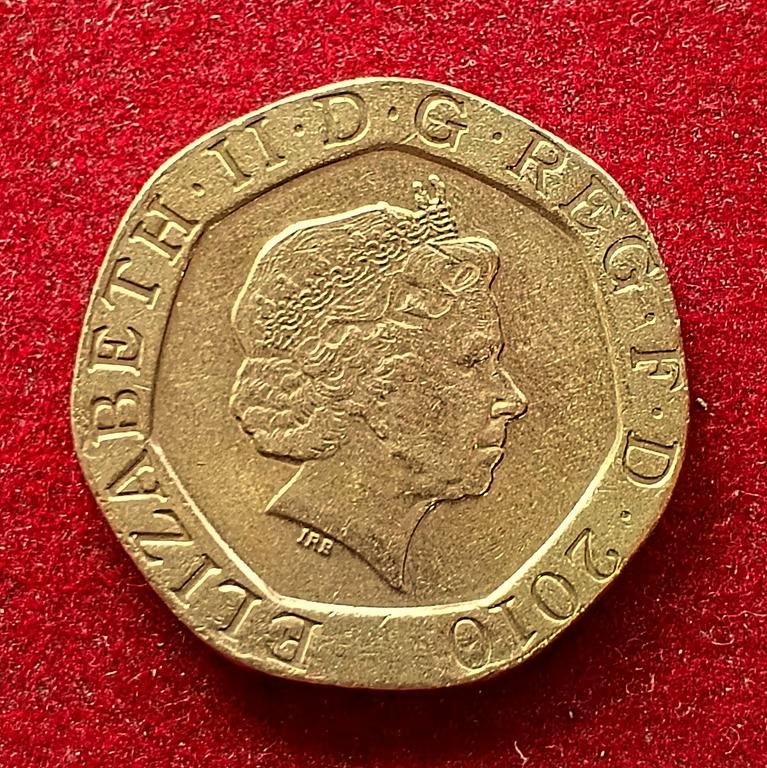 United Kingdom (UK) 20 Pence - Elizabeth II  Royal Shield 2010 Coin