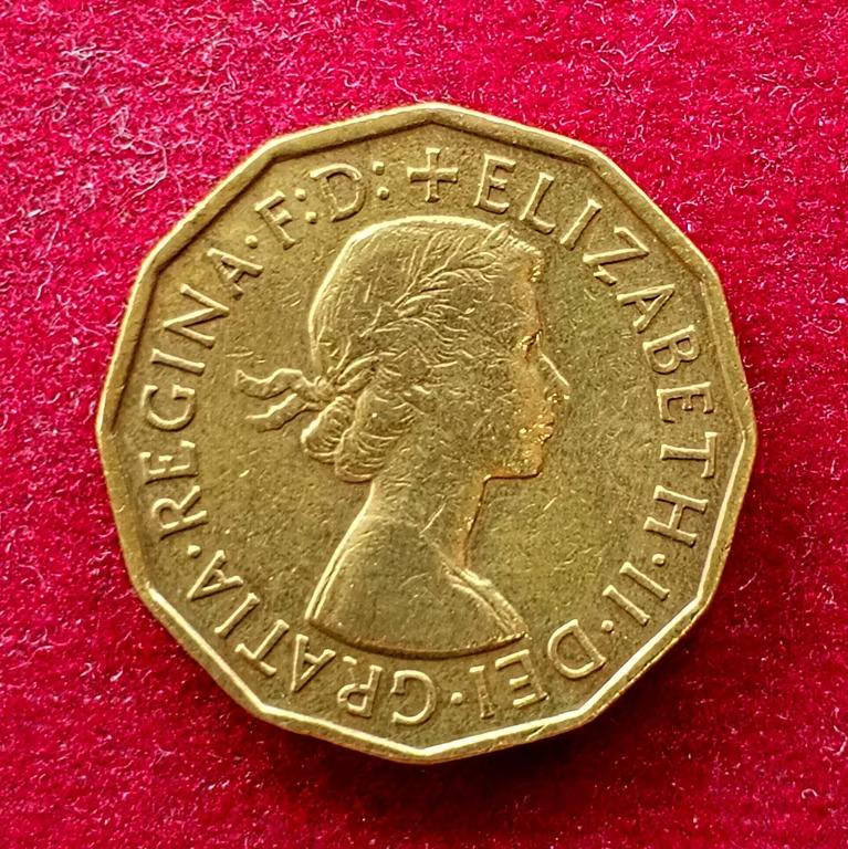 United Kingdom (UK) 3 Pence - Elizabeth II 1955 Coin