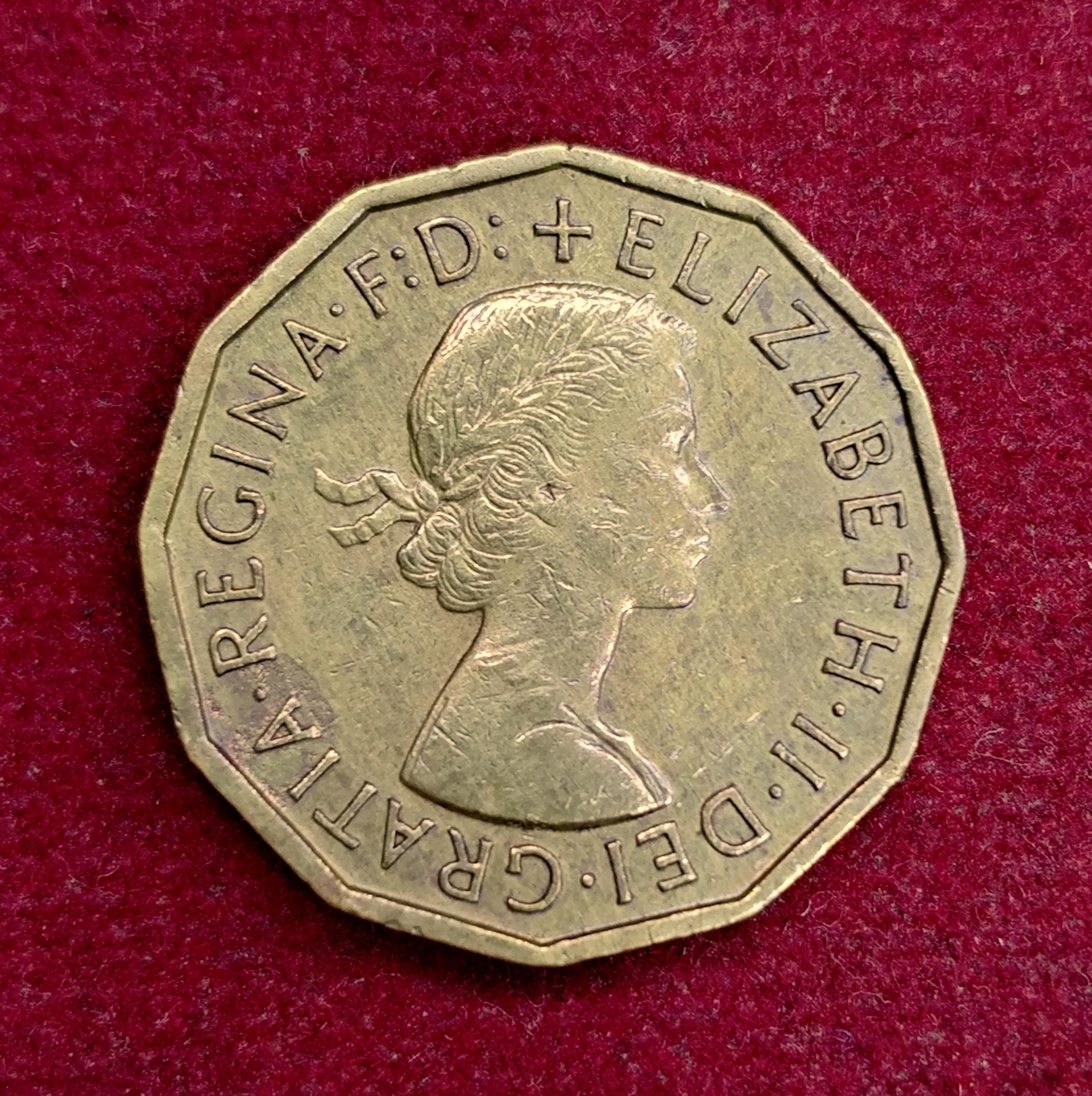 United Kingdom (UK) 3 Pence - Elizabeth II 1961 Coin