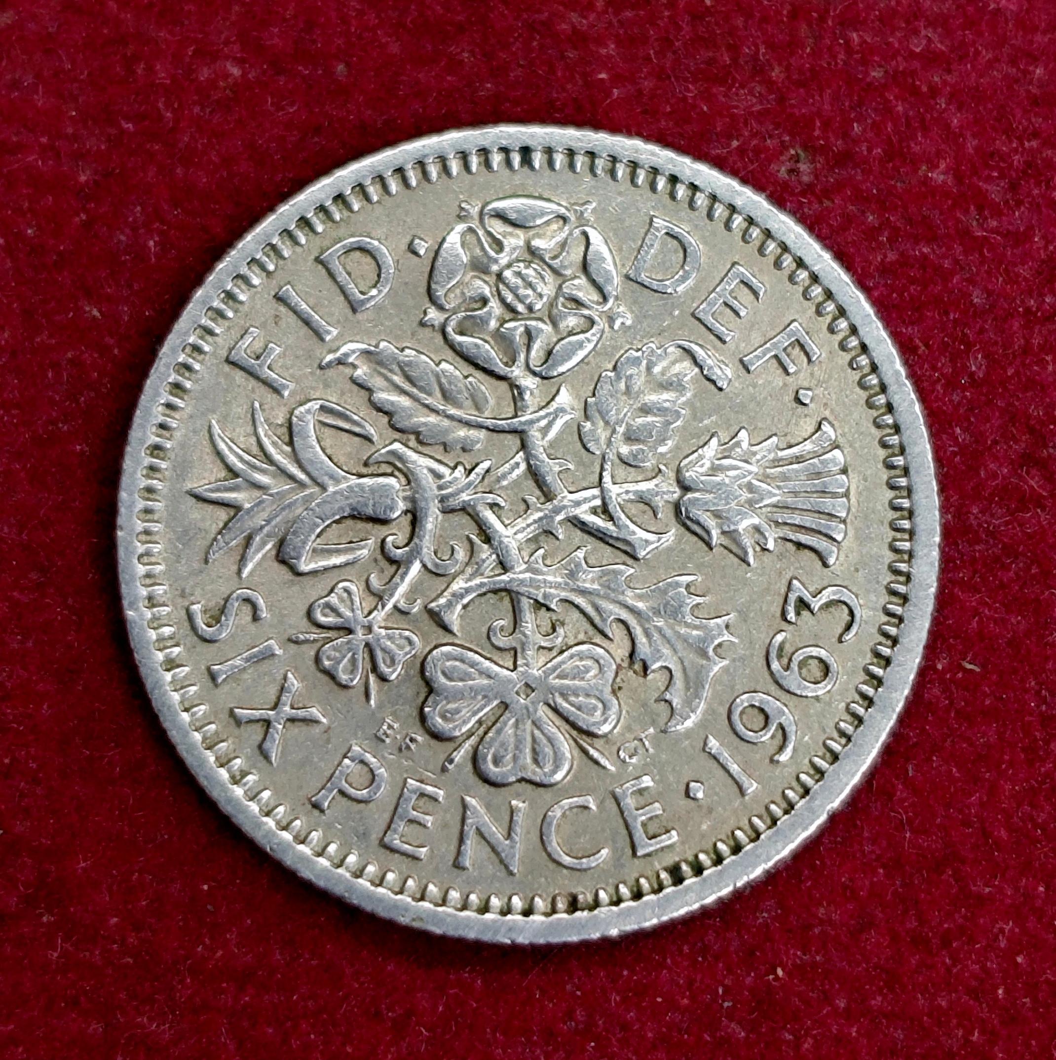 United Kingdom (UK) 6 Pence Queen Elizabeth II 1963 Coin