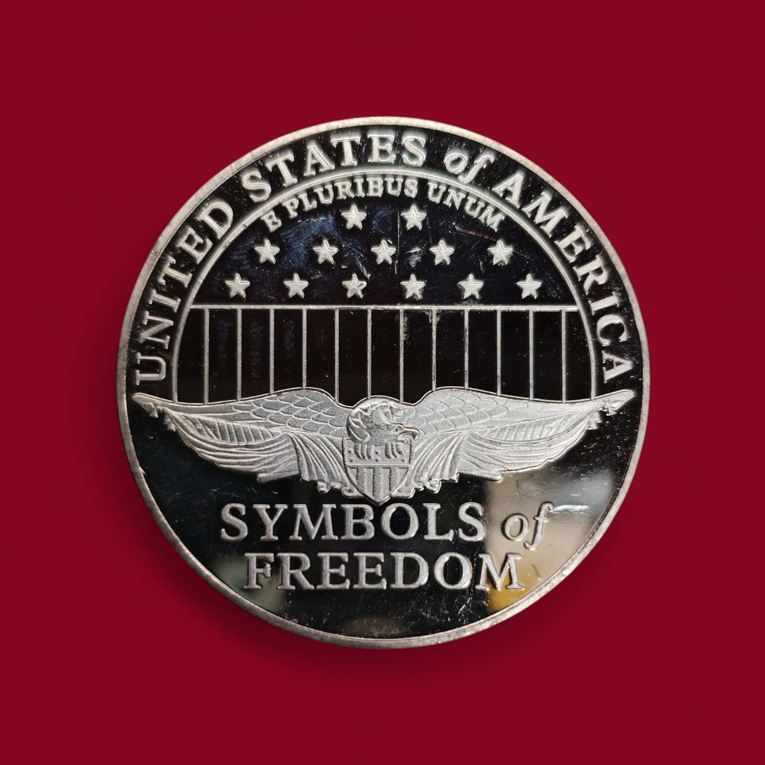United States “Symbols of Freedom” Commemorative Medallion – Statue of Liberty Collectible Coin (40mm)