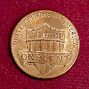 United States (USA) 1 Cent Lincoln Cent Shield Reverse 2016 Coin