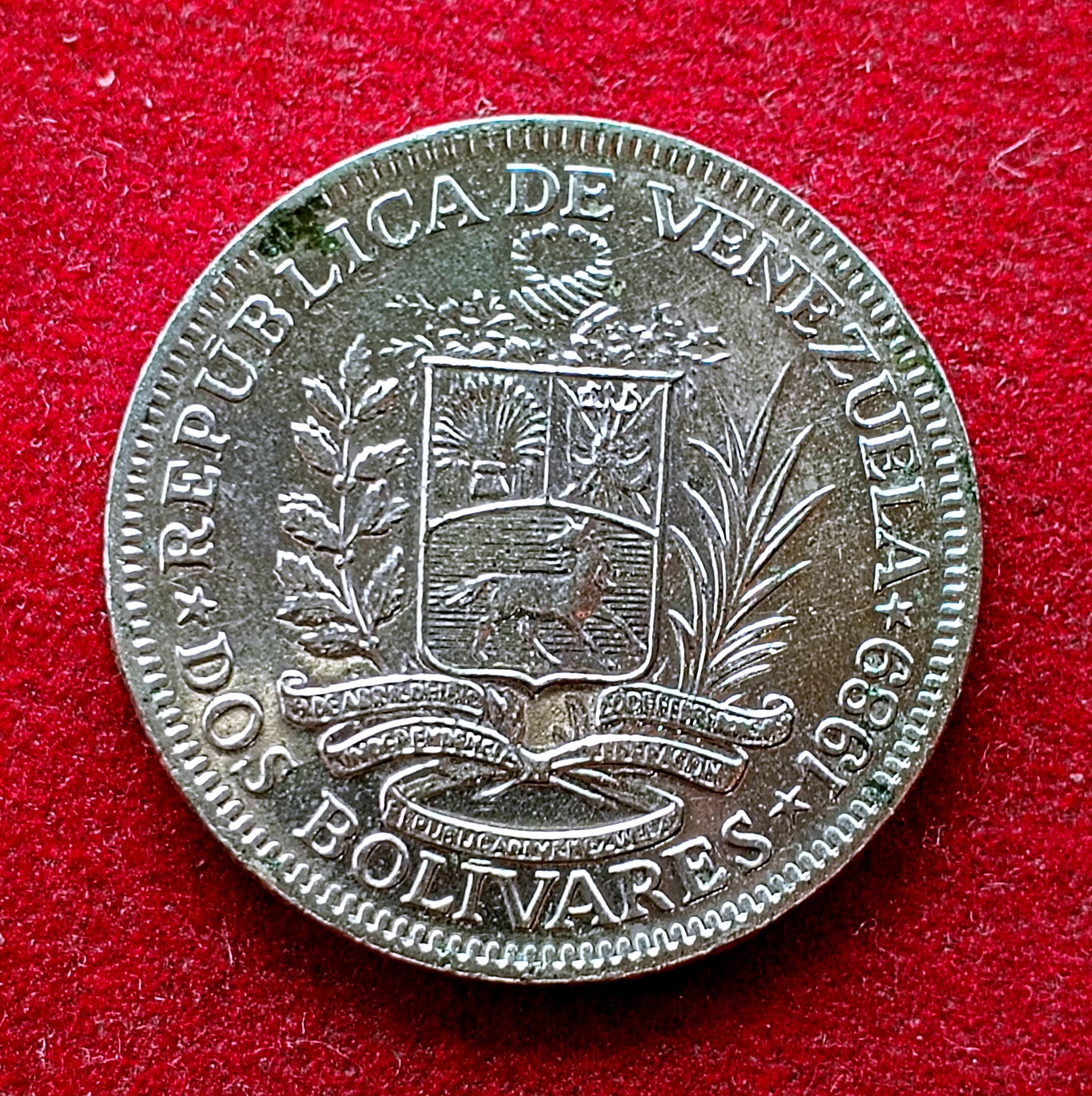 Venezuela 2 Bolivares 1989 Coin